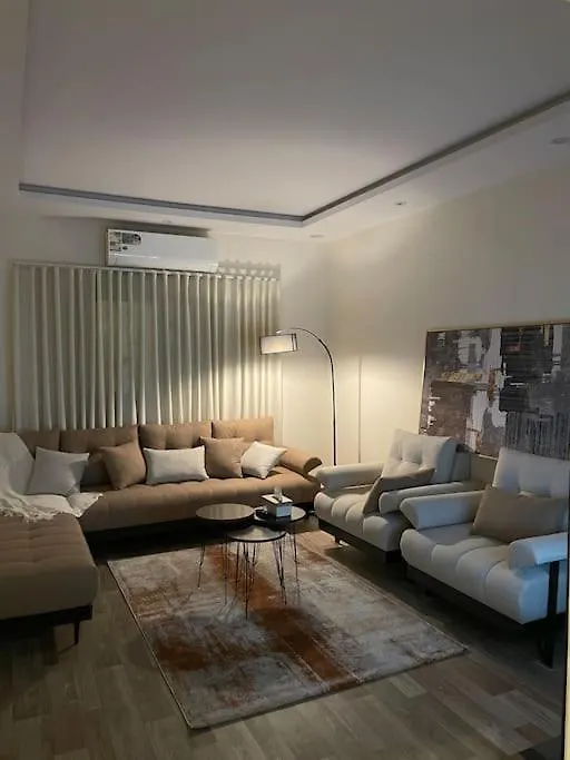 Appartement غرفة نوم وصالة بتصميم هادئ وانيق à Riyad